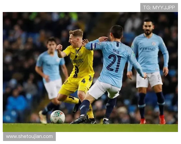 大阪钢巴客场逆转冈山绿雉之战